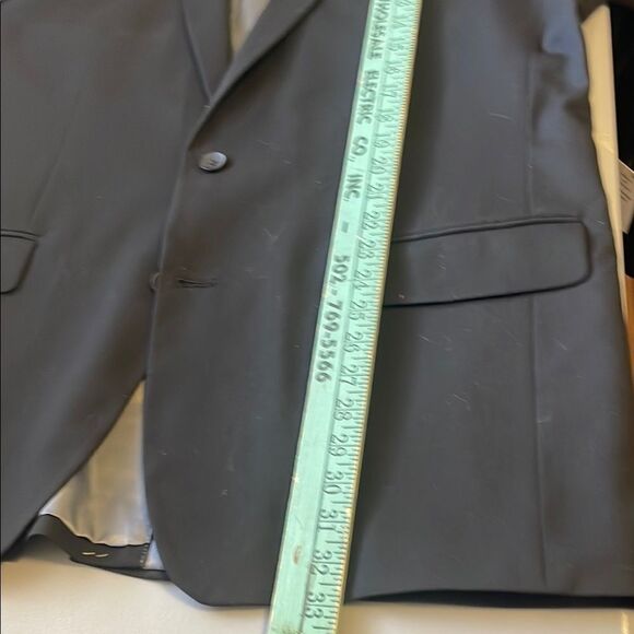 NEW J.M. Haggar Classic Fit Black Suit Coat and Trousers - Picture 4 of 14